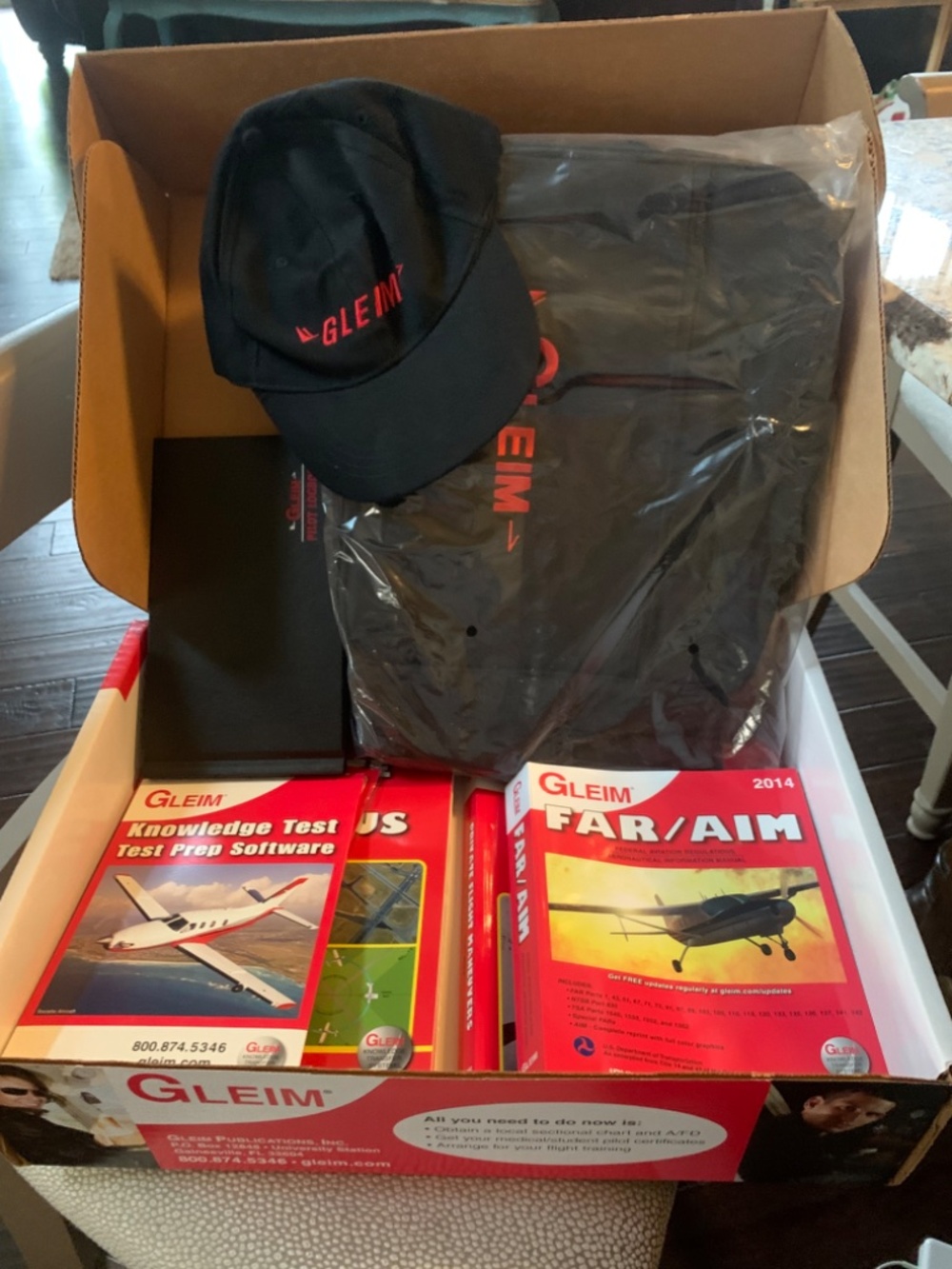 Gleim  Pilot Training Kit - Picture 2 of 4